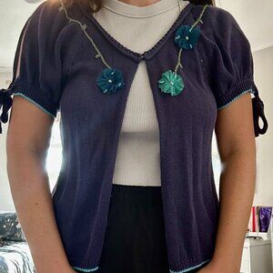 Boho Short Sleeve Cardigan w Floral Applique